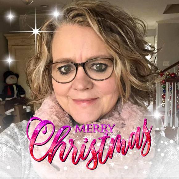 Meet your Posher, Pam - Picture 1 of 1